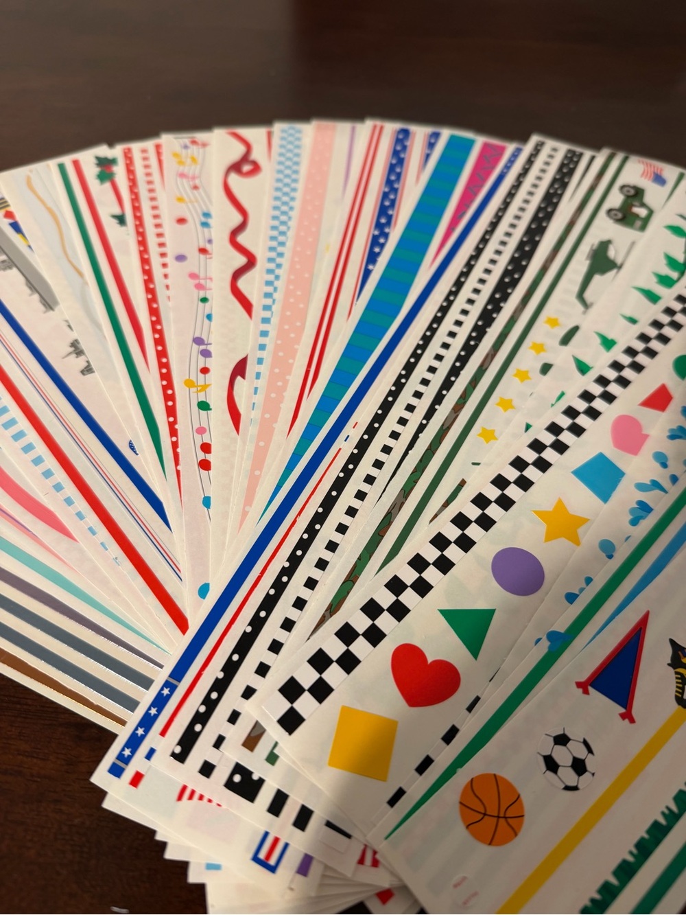 Mrs. Grossman's Design Lines Creative Memories Retired Contains 26 Border Strips